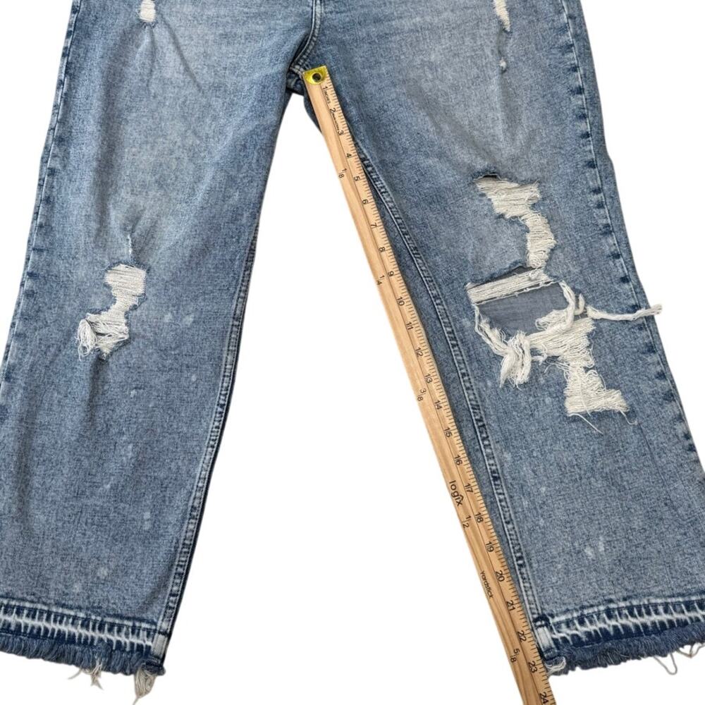 Abercrombie & Fitch Ultra High Rise Light Wash Distressed Cropped Jeans - Picture 8 of 9